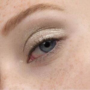 about-face Fractal Glitter Metallic Shimmer Eye Paint Eyeshadow Refract Silver